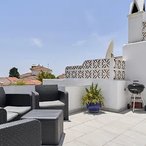  Apartment One Bedroom Penthouse